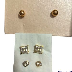 3 pairs of earring in box